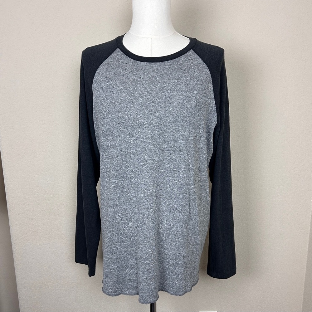 Marine Layer Men's Sz L/XL Double Knit
LS Baseball Raglan Tee Heather GrayBlack
